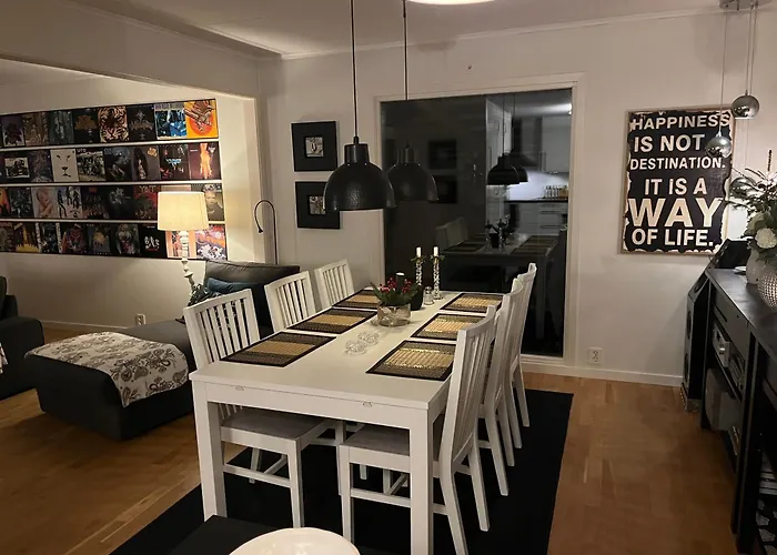 Mysigt Rum I Trevligt Hus